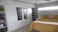 Main Bedroom - 21 square meters of property in Bisley