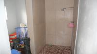 Main Bathroom - 6 square meters of property in Bisley