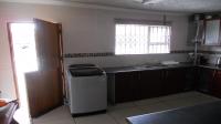 Kitchen - 18 square meters of property in Bisley