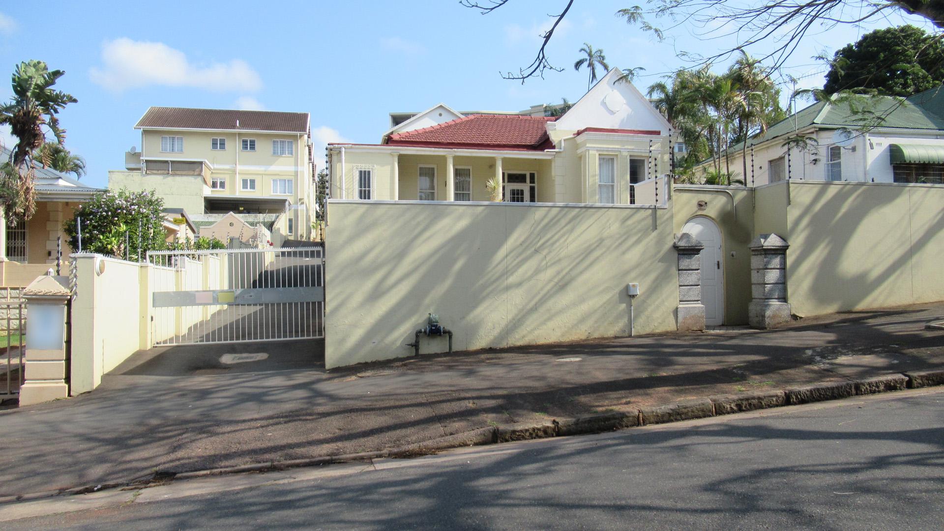 Front View of property in Durban Central