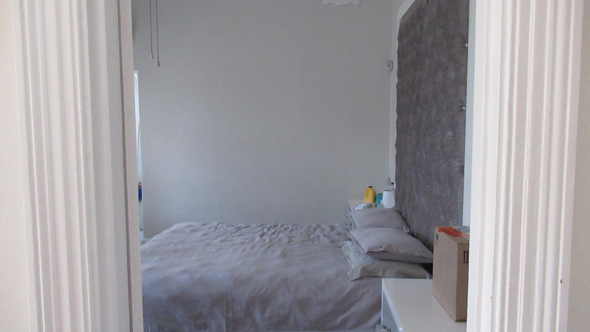 Main Bedroom - 15 square meters of property in Durban Central