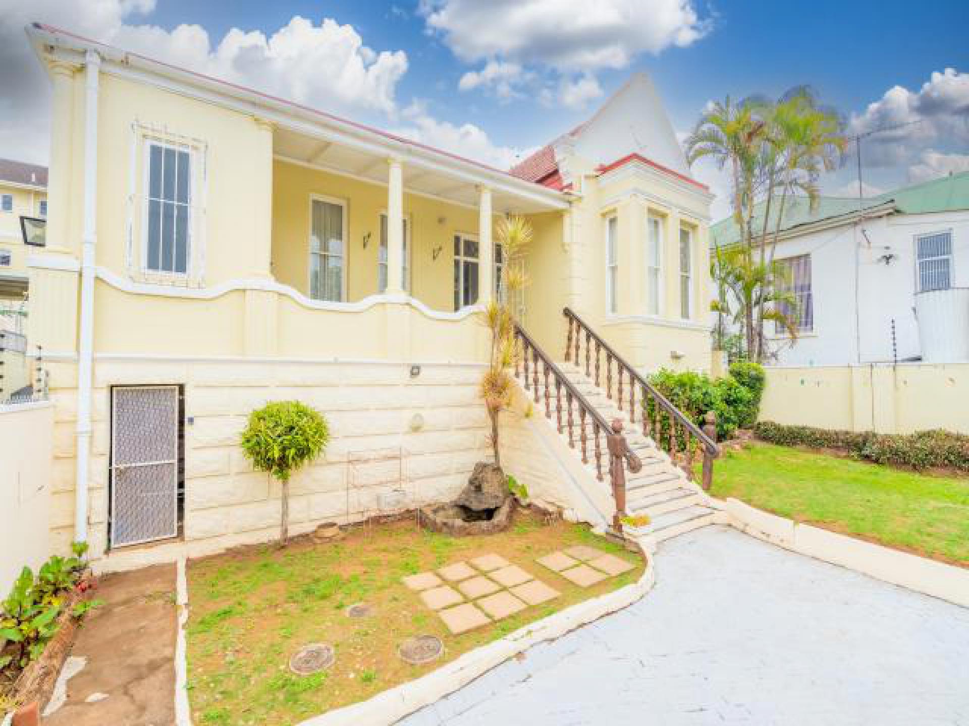 Front View of property in Durban Central