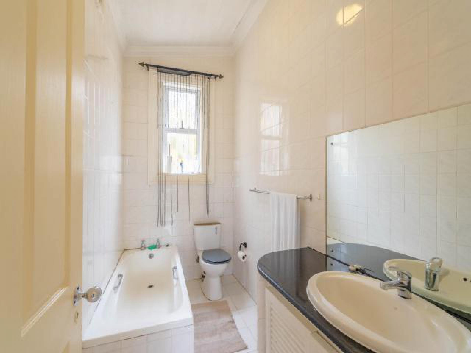 Bathroom 1 - 5 square meters of property in Durban Central