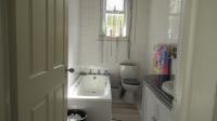 Bathroom 1 - 5 square meters of property in Durban Central