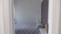 Main Bedroom - 15 square meters of property in Durban Central