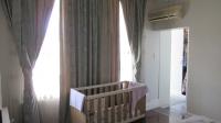 Main Bedroom - 15 square meters of property in Durban Central