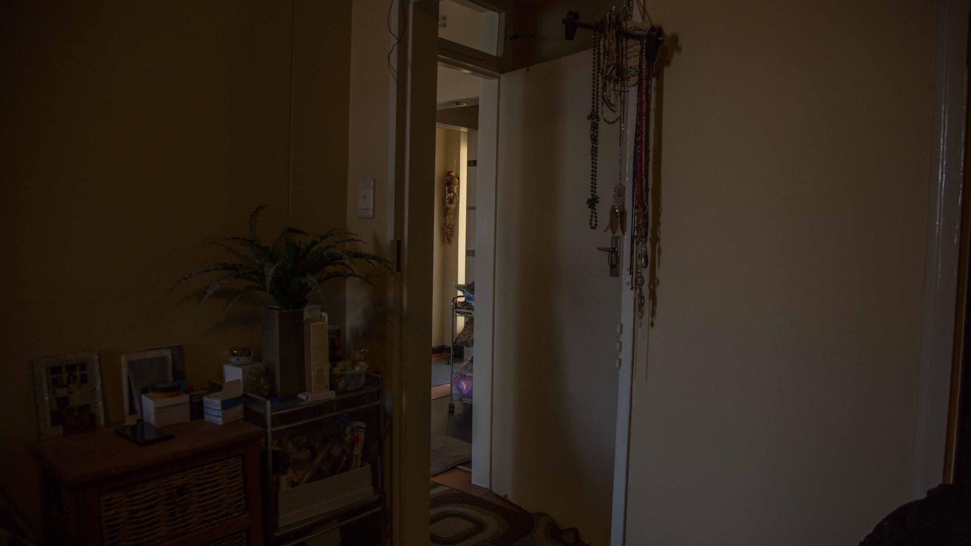 Main Bedroom - 21 square meters of property in Parktown