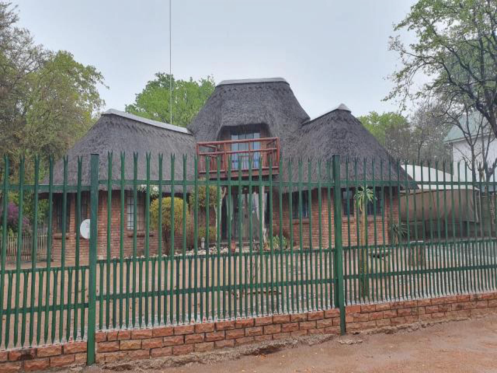 Front View of property in Phalaborwa