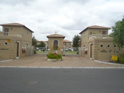 3 Bedroom Duplex for Sale For Sale in Parklands - Home Sell - MR32408