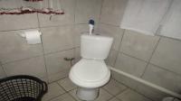 Bathroom 1 - 13 square meters of property in Witfield
