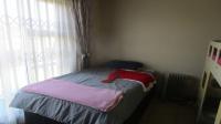 Bed Room 1 - 13 square meters of property in Birchleigh North