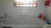 Bathroom 1 - 6 square meters of property in Birchleigh North