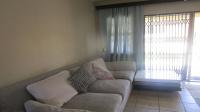 Lounges - 18 square meters of property in Birchleigh North