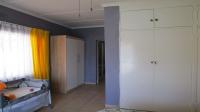 Main Bedroom - 20 square meters of property in Protea Park