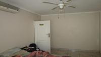 Main Bedroom - 17 square meters of property in Lenasia