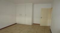 Main Bedroom - 17 square meters of property in Rosettenville