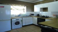 Kitchen - 8 square meters of property in Randburg