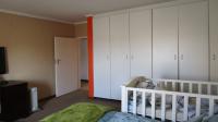Main Bedroom - 17 square meters of property in Randburg