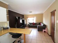 Lounges - 20 square meters of property in Randburg
