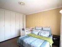 Main Bedroom - 17 square meters of property in Randburg