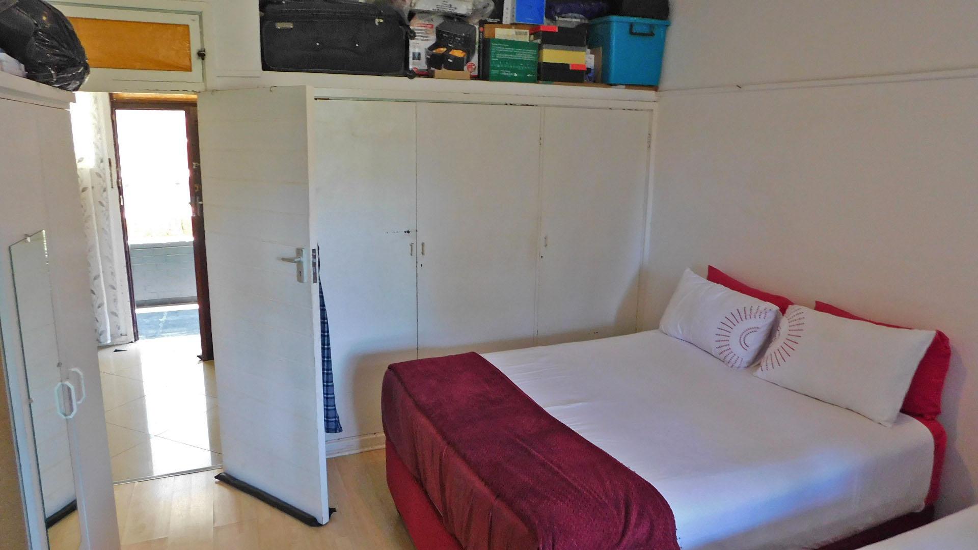 Main Bedroom - 19 square meters of property in Morningside - DBN