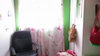 Bed Room 1 - 9 square meters of property in Belhar