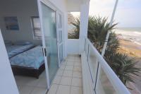 Balcony - 102 square meters of property in Umdloti 