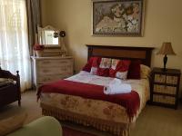 Main Bedroom of property in Secunda