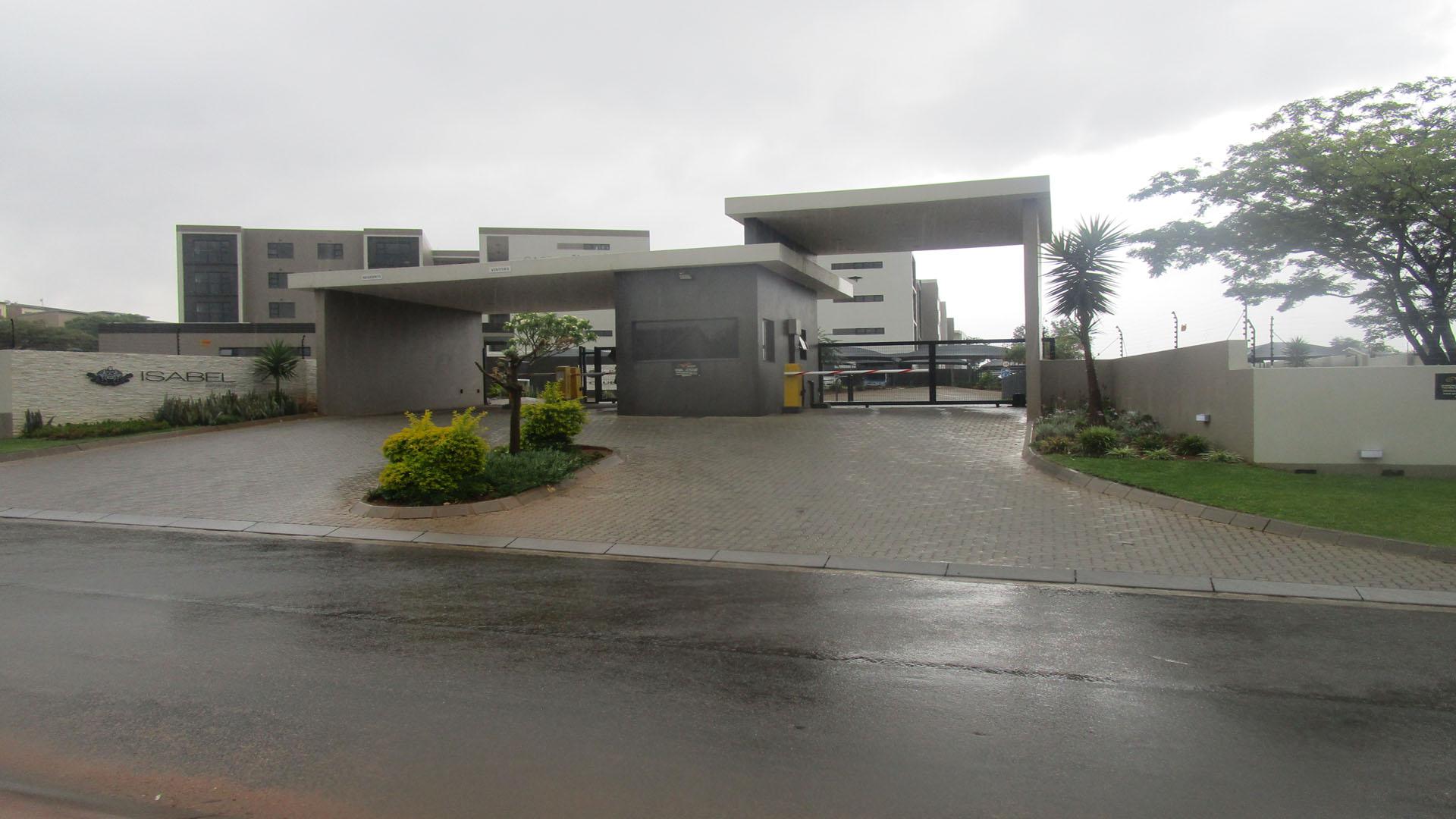 Front View of property in Randburg