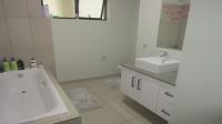 Bathroom 1 - 7 square meters of property in Randburg
