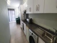 Kitchen - 12 square meters of property in Randburg
