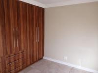 Bed Room 2 of property in Summerstrand