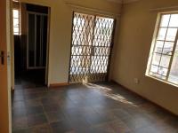 Bed Room 2 - 11 square meters of property in Waterval East