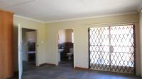 Main Bedroom - 16 square meters of property in Waterval East