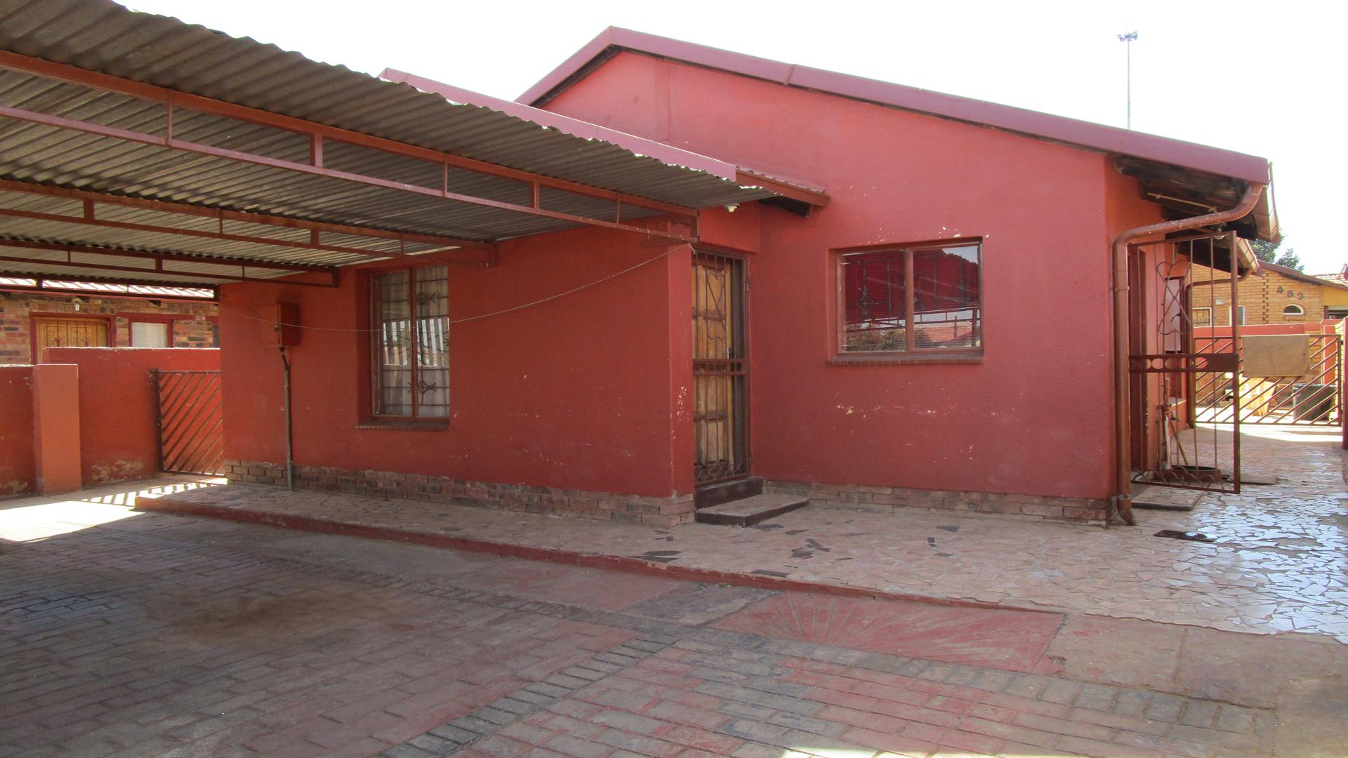 Front View of property in Soshanguve East