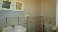 Main Bathroom - 3 square meters of property in Waterval East