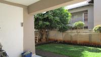 Patio - 10 square meters of property in Waterval East