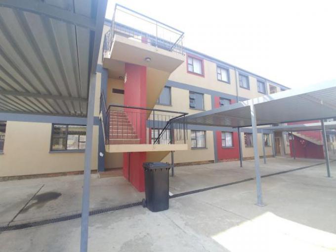 Standard Bank EasySell 2 Bedroom Sectional Title for Sale in Madadeni - MR327892
