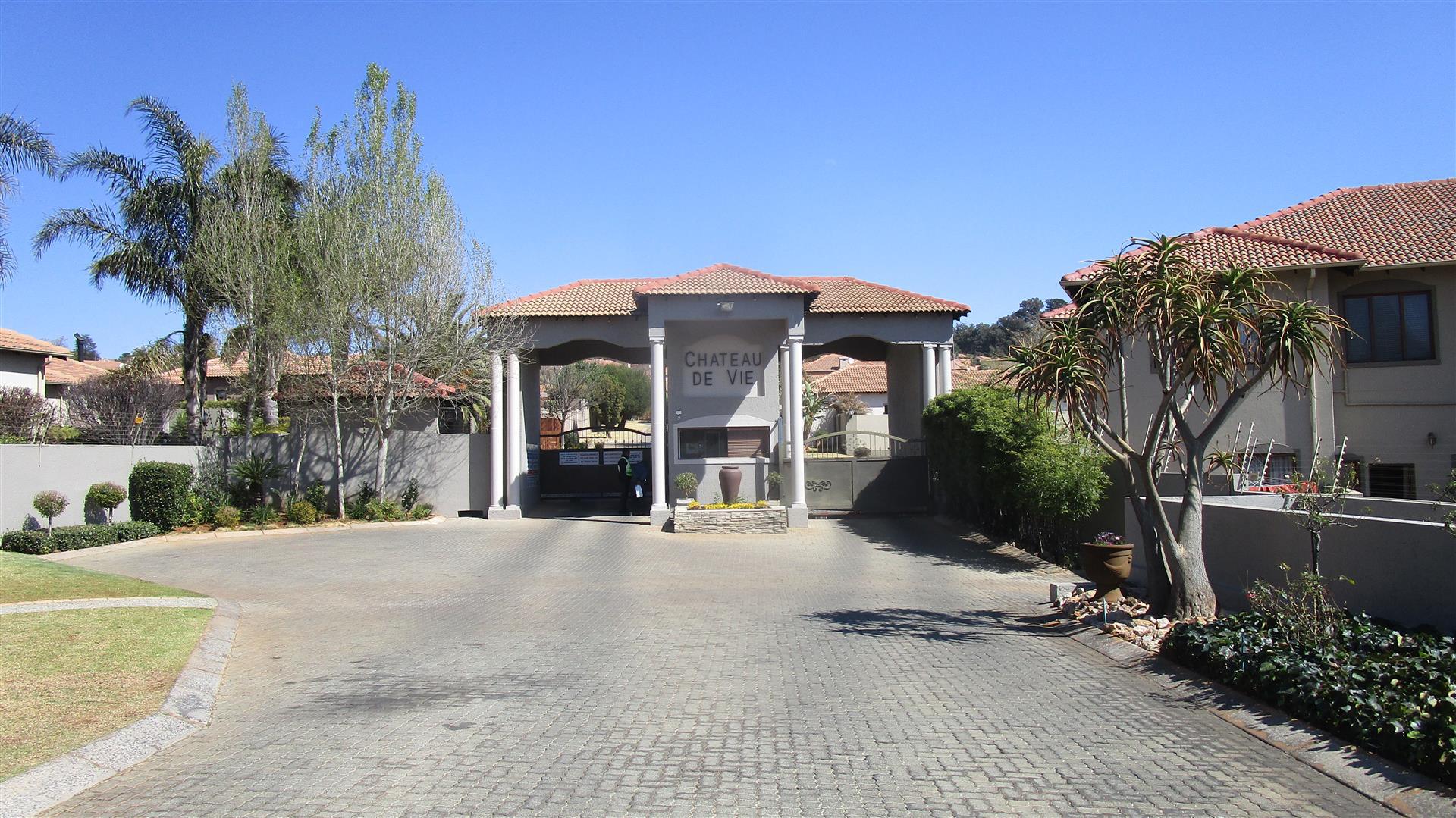 Front View of property in Krugersdorp