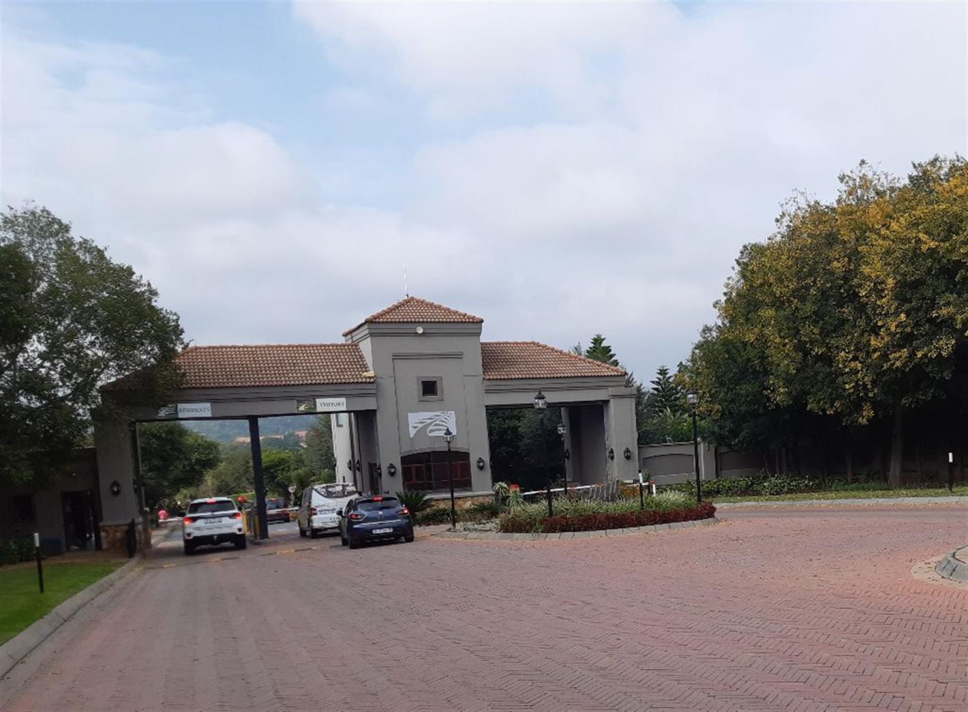 Front View of property in Maroeladal