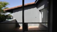 Balcony - 9 square meters of property in Northgate (JHB)