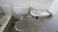 Main Bathroom - 5 square meters of property in Northgate (JHB)