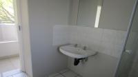 Bathroom 1 - 5 square meters of property in Northgate (JHB)