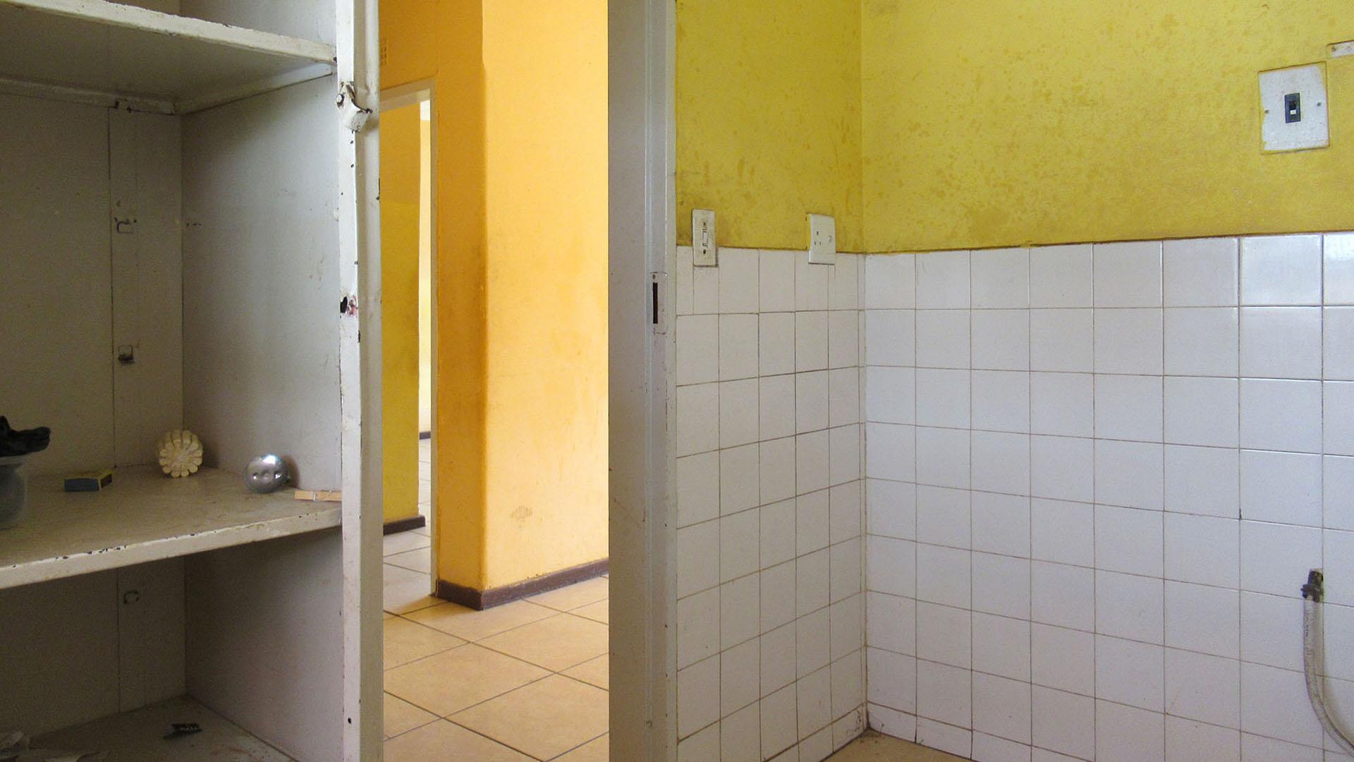 Kitchen - 7 square meters of property in Wentworth Park