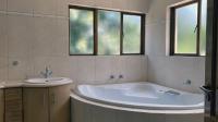 Main Bathroom - 12 square meters of property in Aspen Hills