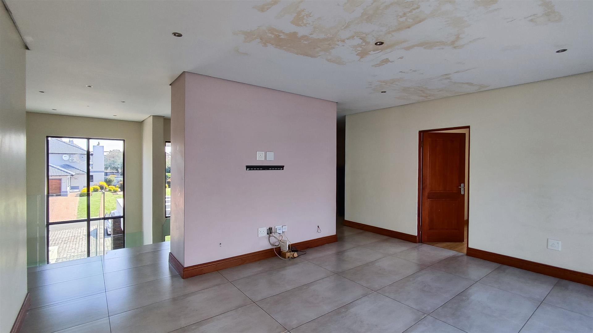 Lounges - 74 square meters of property in Helderwyk Estate