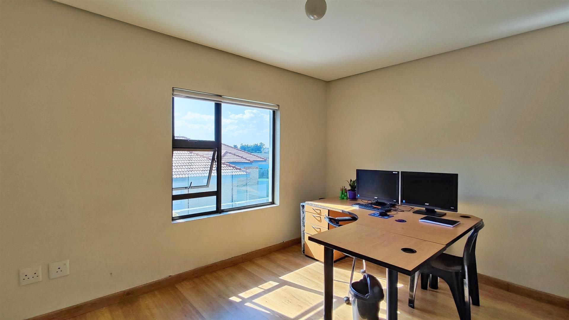 Study - 12 square meters of property in Helderwyk Estate