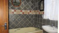 Bathroom 1 - 10 square meters of property in Pretoria Rural