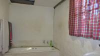 Bathroom 2 - 8 square meters of property in Pretoria Rural