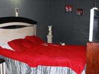 Bed Room 2 - 14 square meters of property in Pretoria Rural